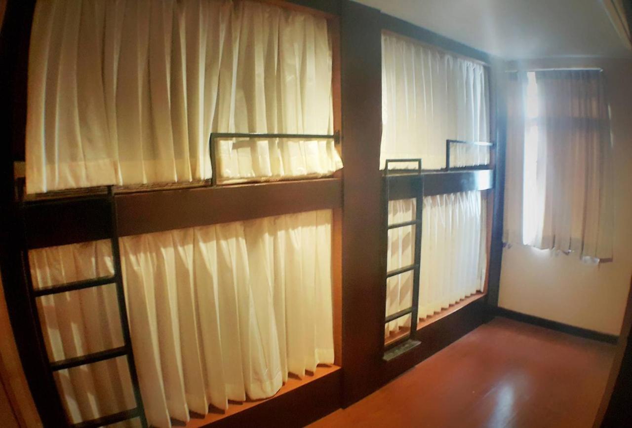 One Night Zleep At Nimman Hostel Chiang Mai Exterior foto
